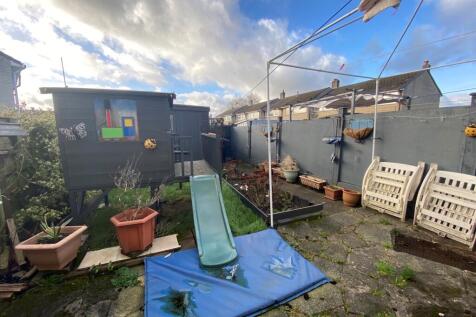 rear garden.jpg