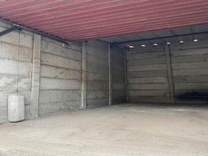 garage.jpg