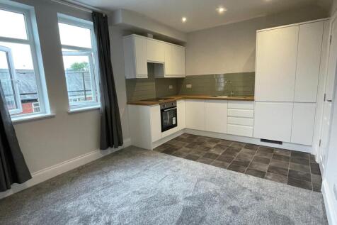 Fl 5. Kitchen Lv RM.jpg