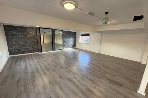 WhatsApp Image 2025-10-23 at 17.27.44 (2).jpeg