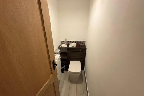 WhatsApp Image 2025-10-23 at 17.27.44 (7).jpeg