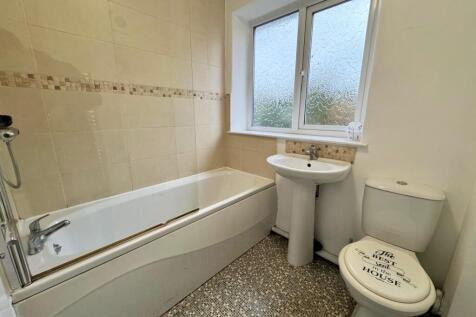 WhatsApp Image 2025-10-30 at 16.29.11 (5).jpeg