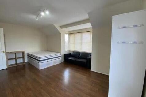 224 Cambrian Green - Studio 1.jpeg