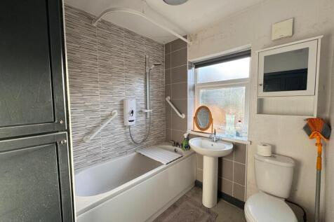 WhatsApp Image 2025-11-13 at 11.03.36 (10).jpeg