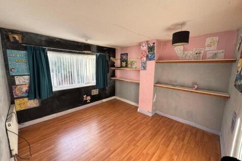 WhatsApp Image 2025-11-13 at 11.03.36 (9).jpeg