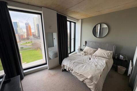 WhatsApp Image 2025-11-19 at 15.26.17 (5).jpeg