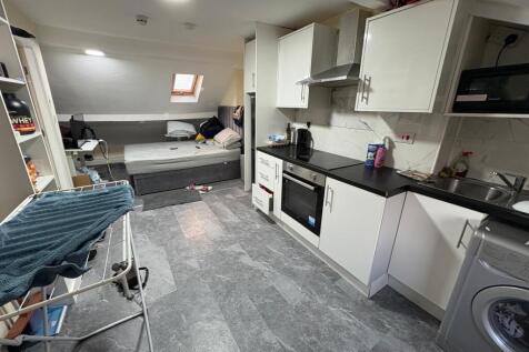 WhatsApp Image 2025-11-21 at 15.31.46 (9).jpeg