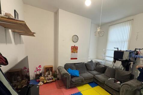 WhatsApp Image 2025-12-01 at 14.44.22 (8).jpeg