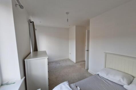 05 First Fl BR 02.jpg