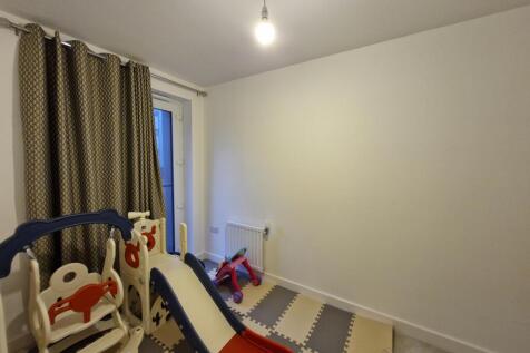 06 First Fl BR 03.jpg