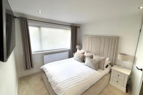 167 shearwater bed 2.jpg