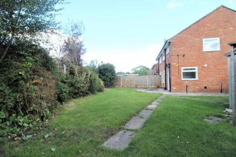 19 dunster garden.jpeg