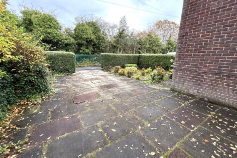 60 reevey driveway.jpg