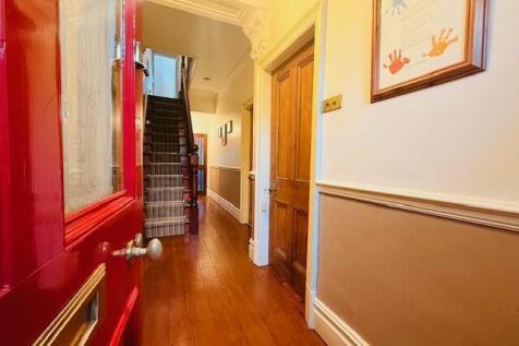 garners lane front door.jpg