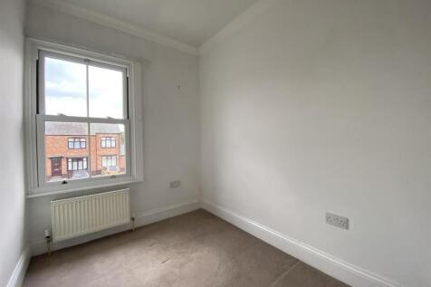 Bedroom 3.jpg