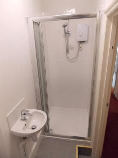Main Shower room