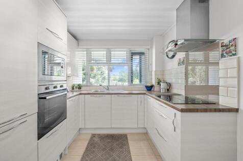 Kitchen 3