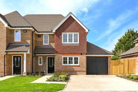 2 Tawny Place