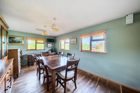 1343975-8-68b9668...