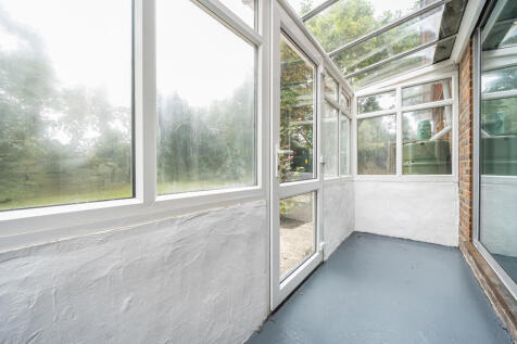 1363688-6-68e91fd...