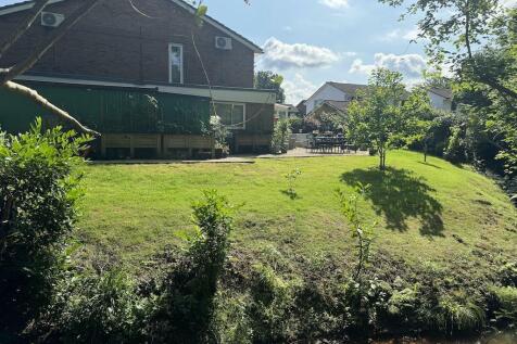 14 - Copthorne Brook.jpg