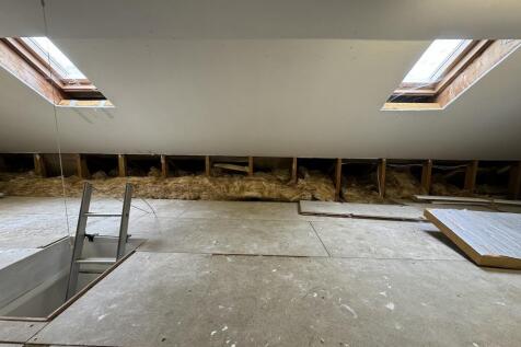 27 - Loft windows.jpg