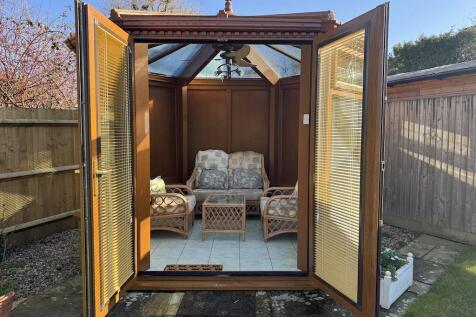 21 - Summer House.jpg