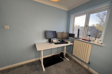 16 - Landing computer area.jpg