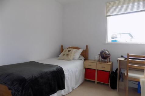 bed 2.JPG