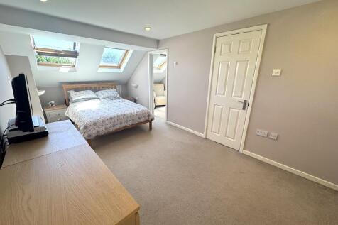 8 - Bedroom 1.jpg