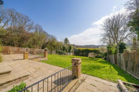 Rear Garden (1)