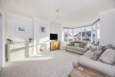 13 Grant Road, Fa...