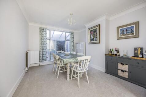 13 Grant Road, Fa...