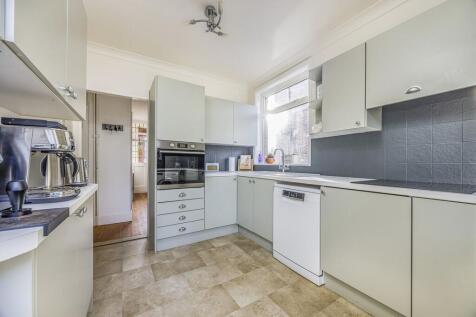 13 Grant Road, Fa...