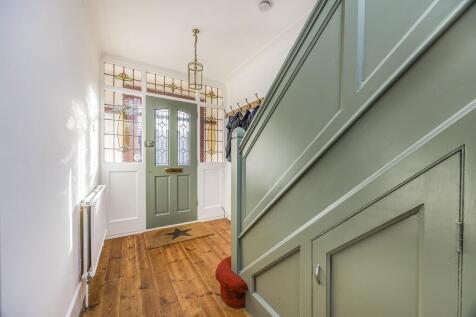 13 Grant Road, Fa...