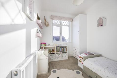 13 Grant Road, Fa...