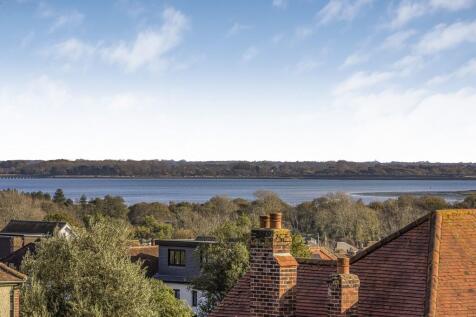 13 Grant Road, Fa...