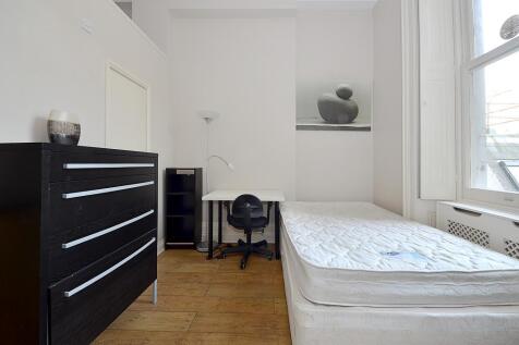 Studio Room