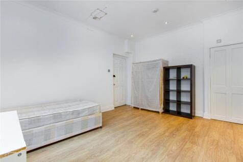 Studio Room