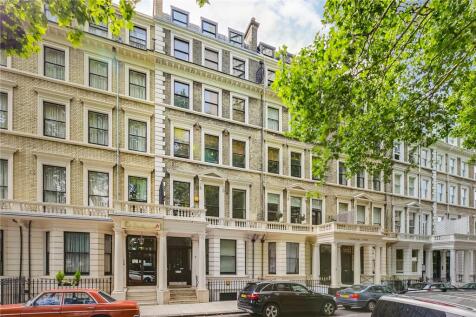 property in Ashburn Gardens, 
South Kensington, SW7