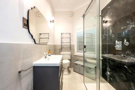 Primary Ensuite