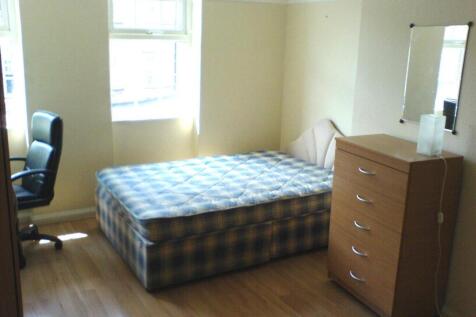 9b finchley lane bed1.jpg.JPG
