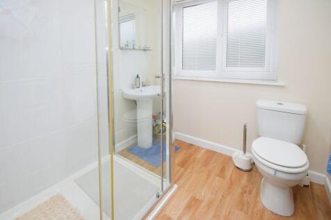 f258b93d-Ensuite