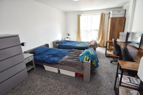 cb4a3302-Bedroom ...