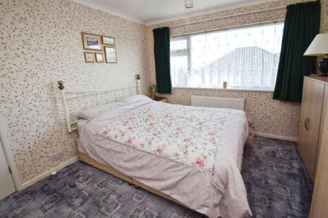 d6e6fedd-Bedroom