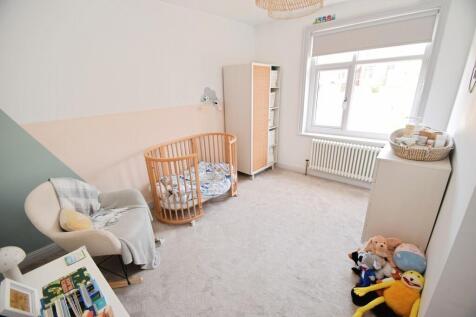 4a984cec-Bedroom ...