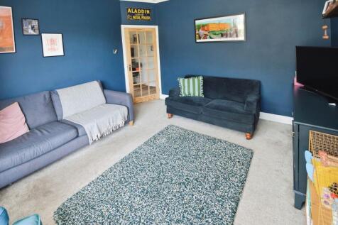 248abfe8-Lounge 2...