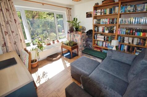 abb0a284-Bedroom