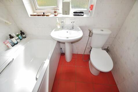 487bde45-BATHROOM