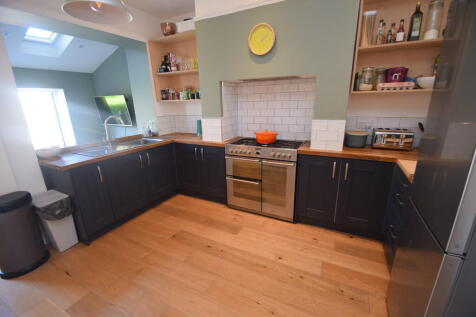 Kitchen 1